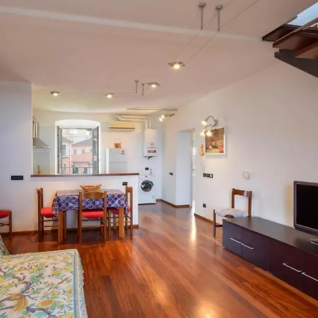 In With House Sea View Apartment Moneglia