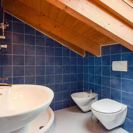 2 Bedroom Cozy In
