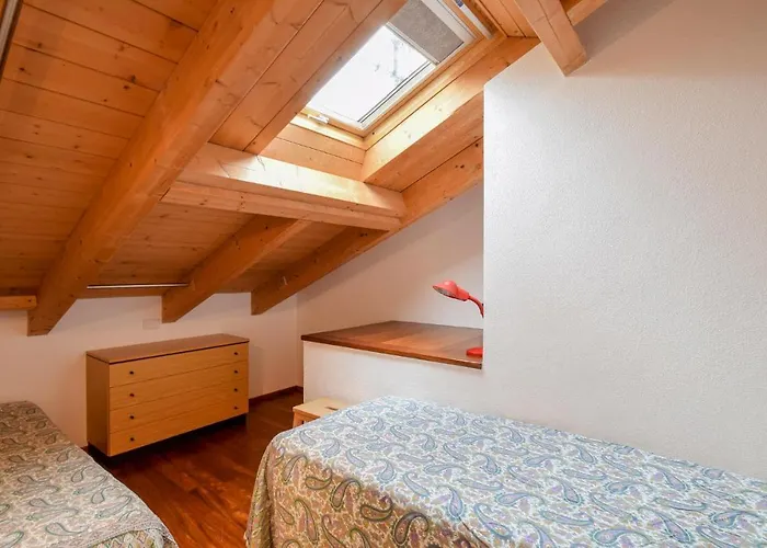 2 Bedroom Amazing In Apartamento